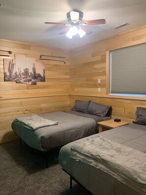 4 bedrooms, iron/ironing board, travel crib, free WiFi