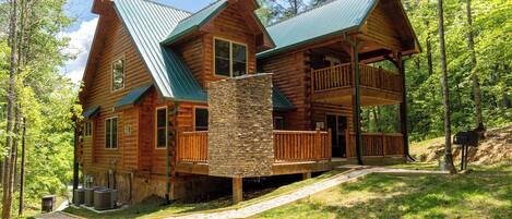 Studio (5 Bedrooms) | Depan hartanah