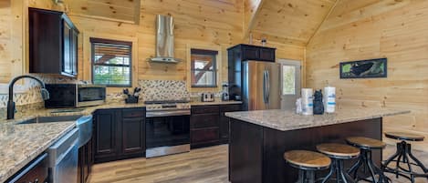 Studio (5 Bedrooms) | Property amenity