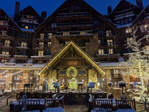 Exterior - Ritz-Carlton Bachelor Gulch King Suite. Unmatched Luxury (Edwards)