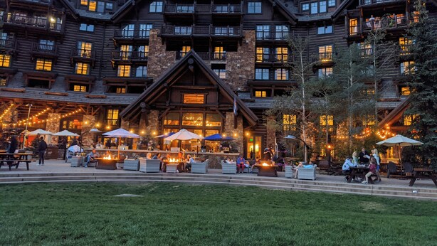 A large lodge with multiple balconies and a central entrance. - Ritz-Carlton Bachelor Gulch King Suite. Unmatched Luxury (Edwards)