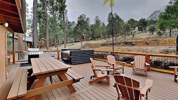 Studio (3 Bedrooms) | Fasilitas properti