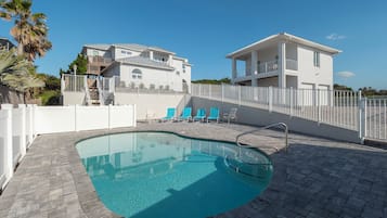 House (4 Bedrooms) | Property amenity