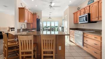 House (4 Bedrooms) | Property amenity