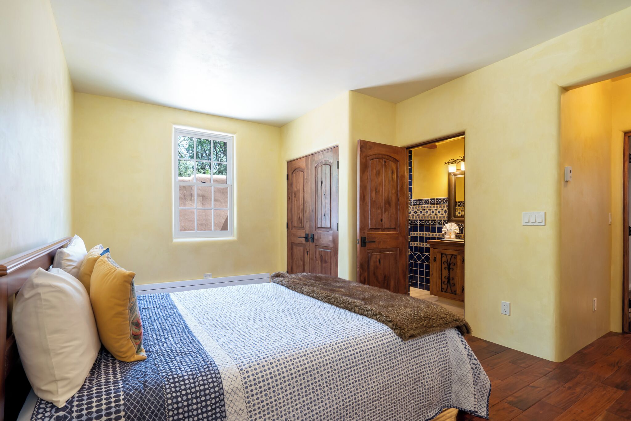 House (2 Bedrooms) | Property amenity