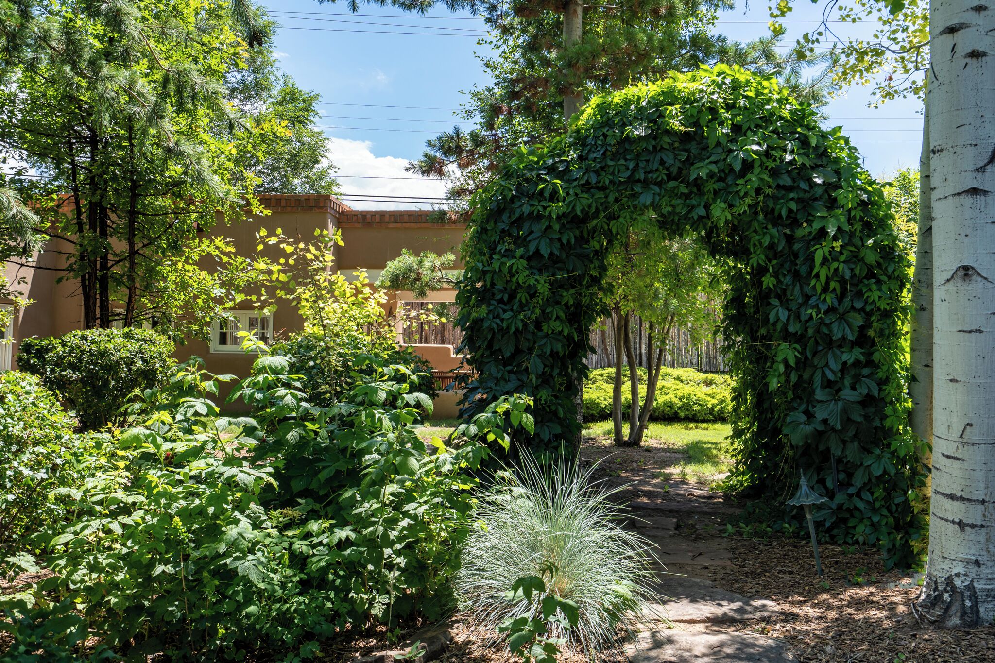 House (2 Bedrooms) | Property amenity