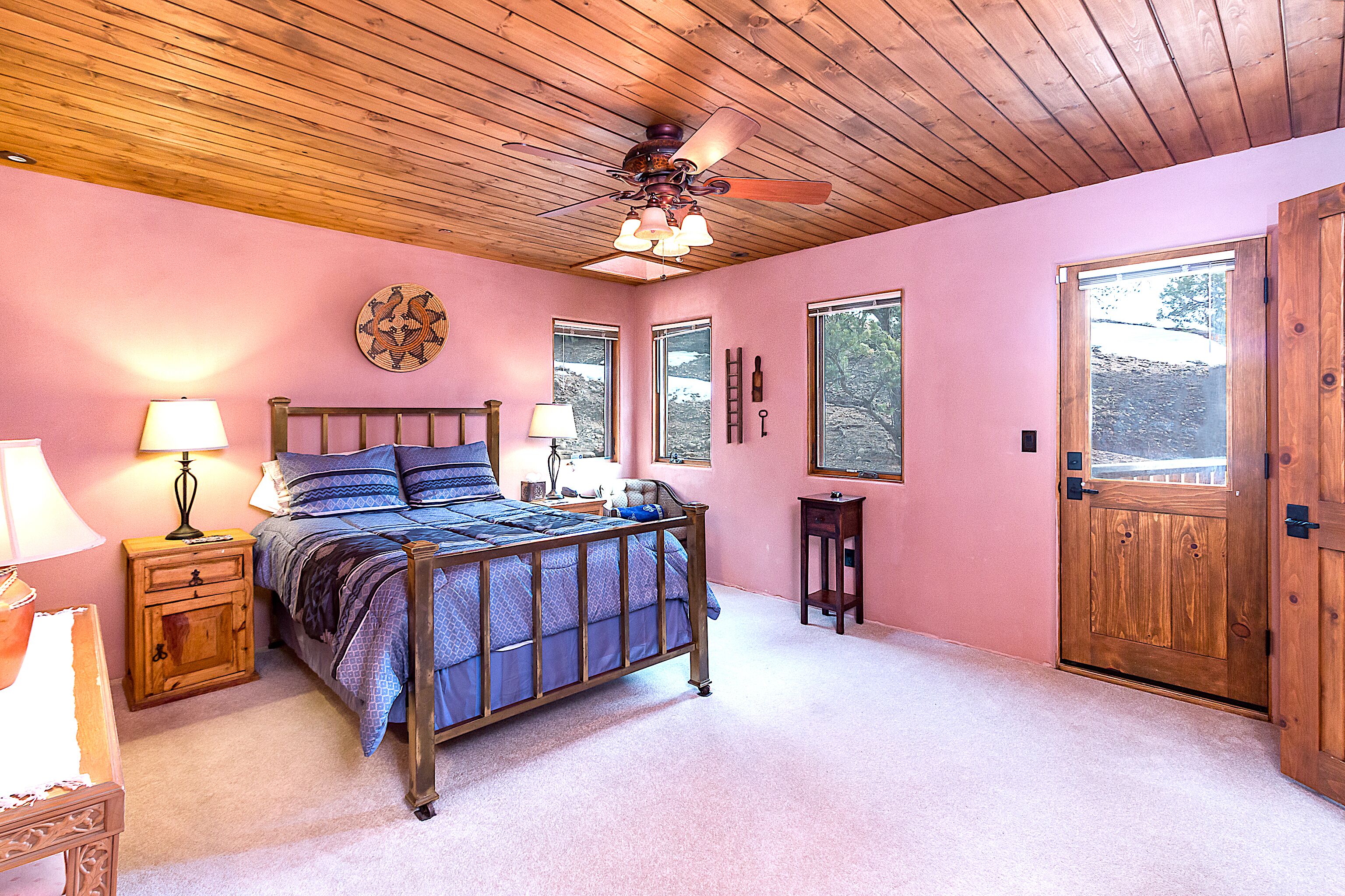 House (4 Bedrooms) | Property amenity