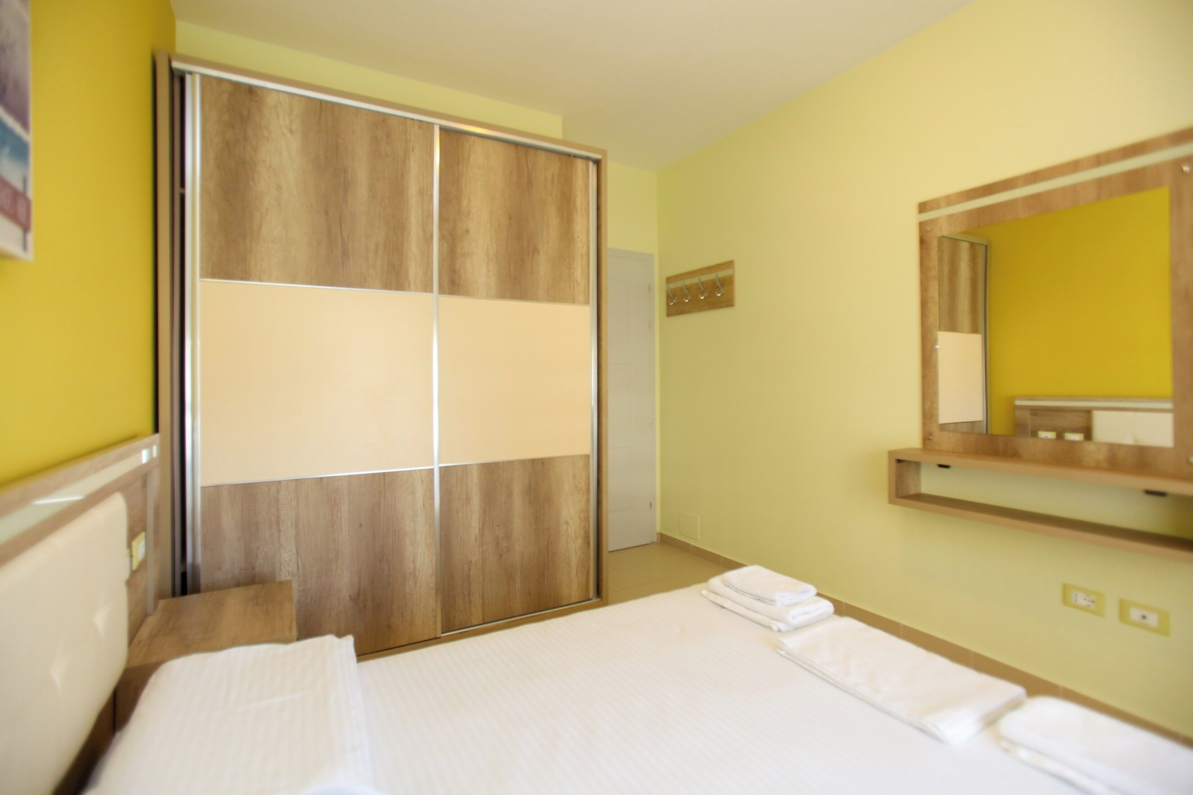 1 bedroom, free WiFi, bed sheets