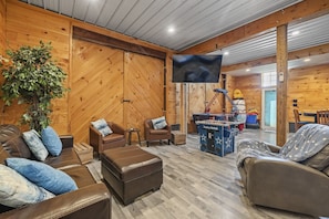 Interior - Chickahominy Riverside Guest Home 30 Minutes to Williamsburg! (Charles City)