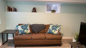 Apartment, Ensuite (Country Living Patio Apt) | Interior