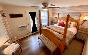 3 Schlafzimmer, Schreibtisch, kostenloses WLAN, Bettwäsche