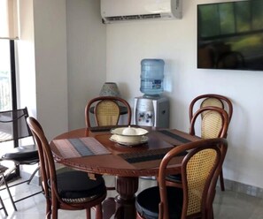 Televisión de pantalla plana