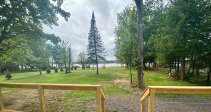 Lakeside Cottage Just Off Snowmobile/ATV Trail!
