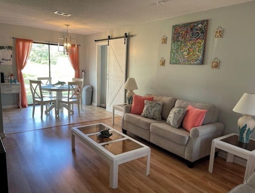 Carolyn's Beach House