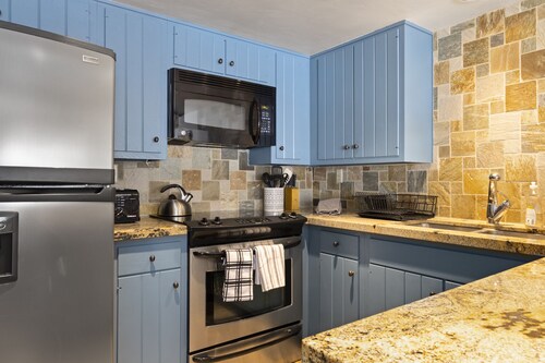 Outpost: Golf Creek 35 - Teton Views!