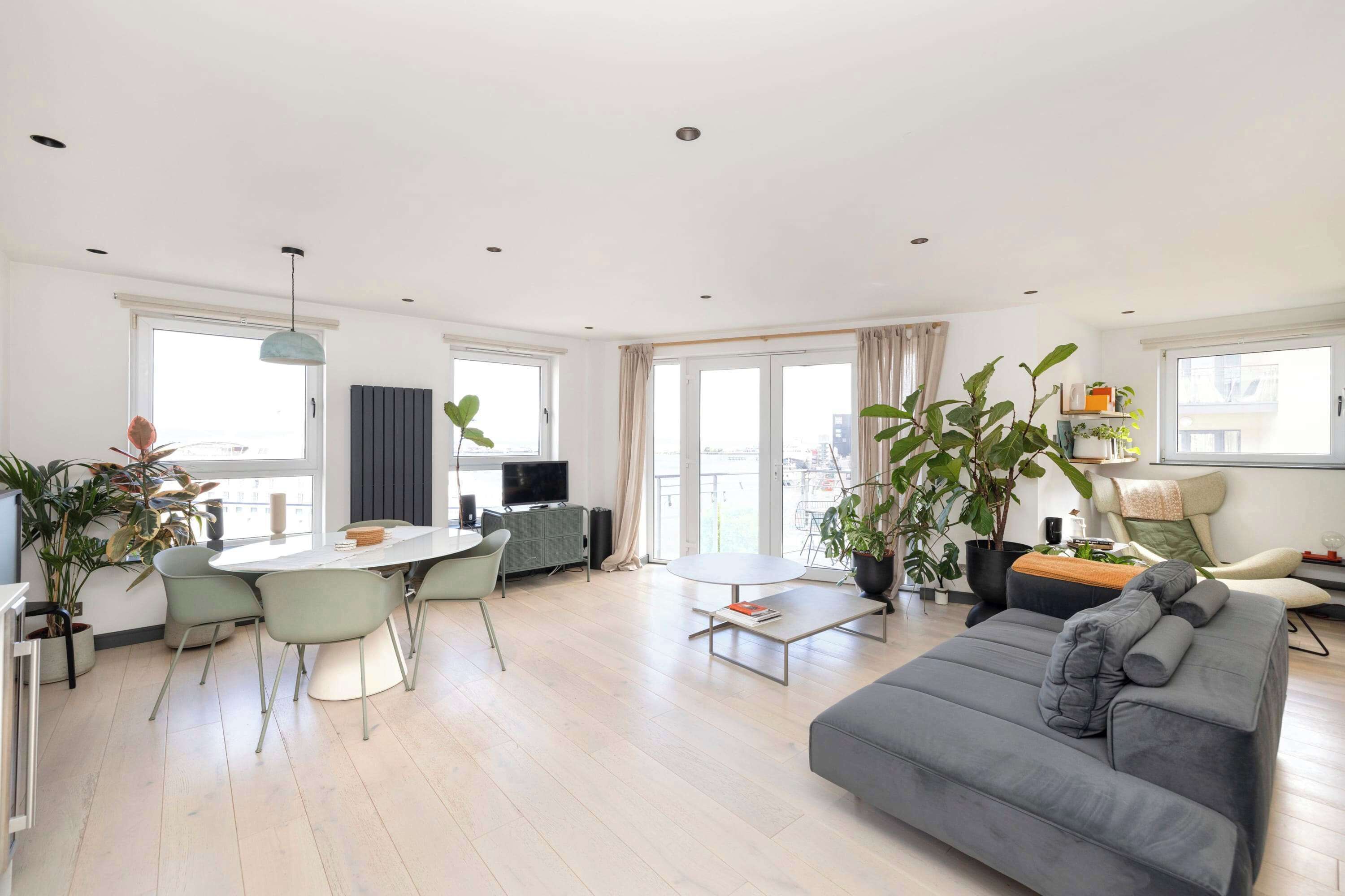 Televisio, työhuone