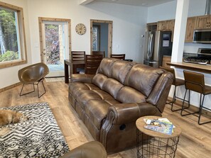 Smart TV, reproductor de DVD y libros 