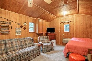 3 chambres, bureau, Wi-Fi, literie fournie