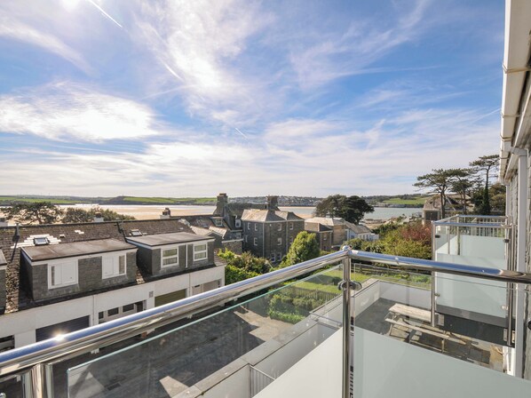 Cottage | Property grounds