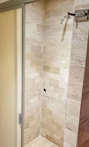 Shower, towels