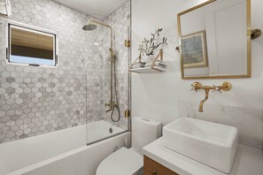 Combined shower/bathtub, hair dryer