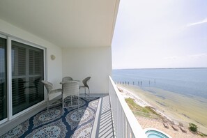 Property grounds - Amazing Views from this waterfront condo. (Pensacola)
