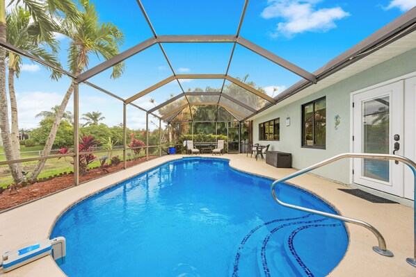 Outdoor pool, a heated pool