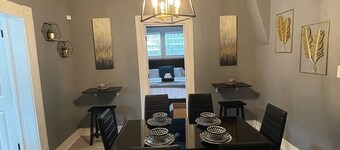 *Newly Remodeled* The Southern Blue Hideaway