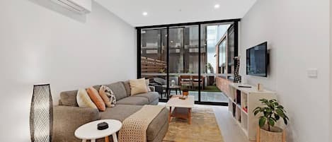 TV, offices
