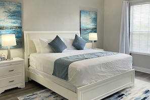 3 habitaciones, escritorio, tabla de planchar con plancha y wifi gratis