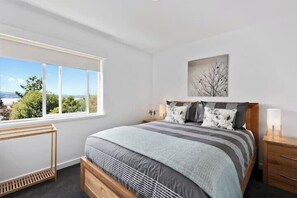 2 Schlafzimmer, Bügeleisen/Bügelbrett, Reisekinderbett, WLAN