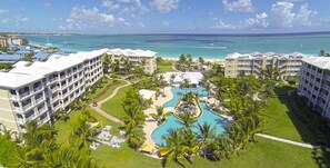 Exterior - Beautiful Ocean Front Suite - March 12-19,2022 (Providenciales)