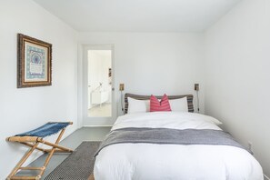 2 Schlafzimmer, Schreibtisch, Bügeleisen/Bügelbrett, kostenloses WLAN