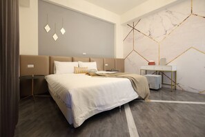 Classic Double Room | Blackout drapes, free WiFi - Light Year (Ji'an)