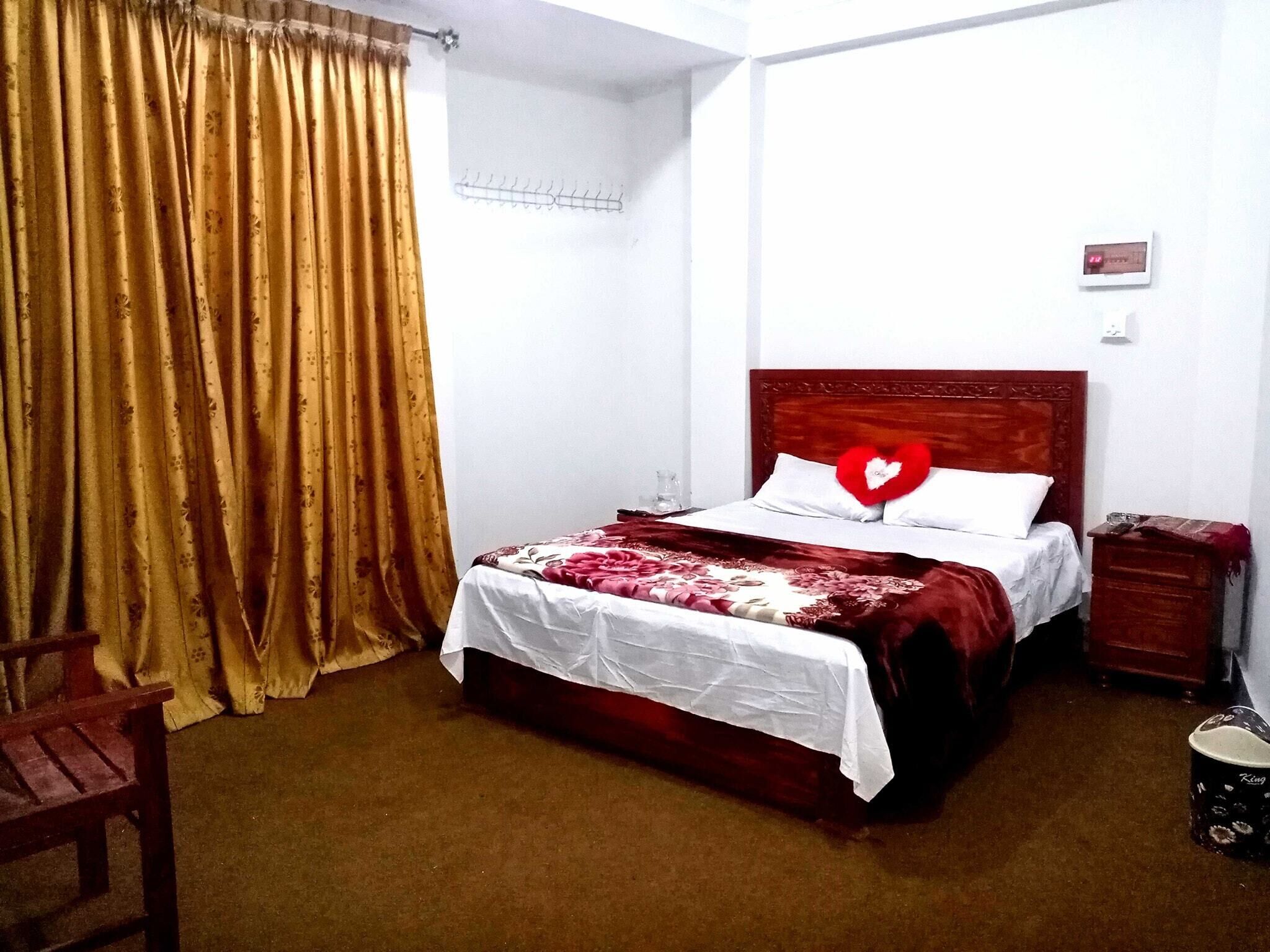 Deluxe Double Room | Free WiFi, bed sheets