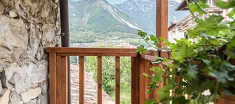 Apartment Agriturismo "Al Gallo Nero Lilla" near Lake Garda with Garden & Wi-Fi