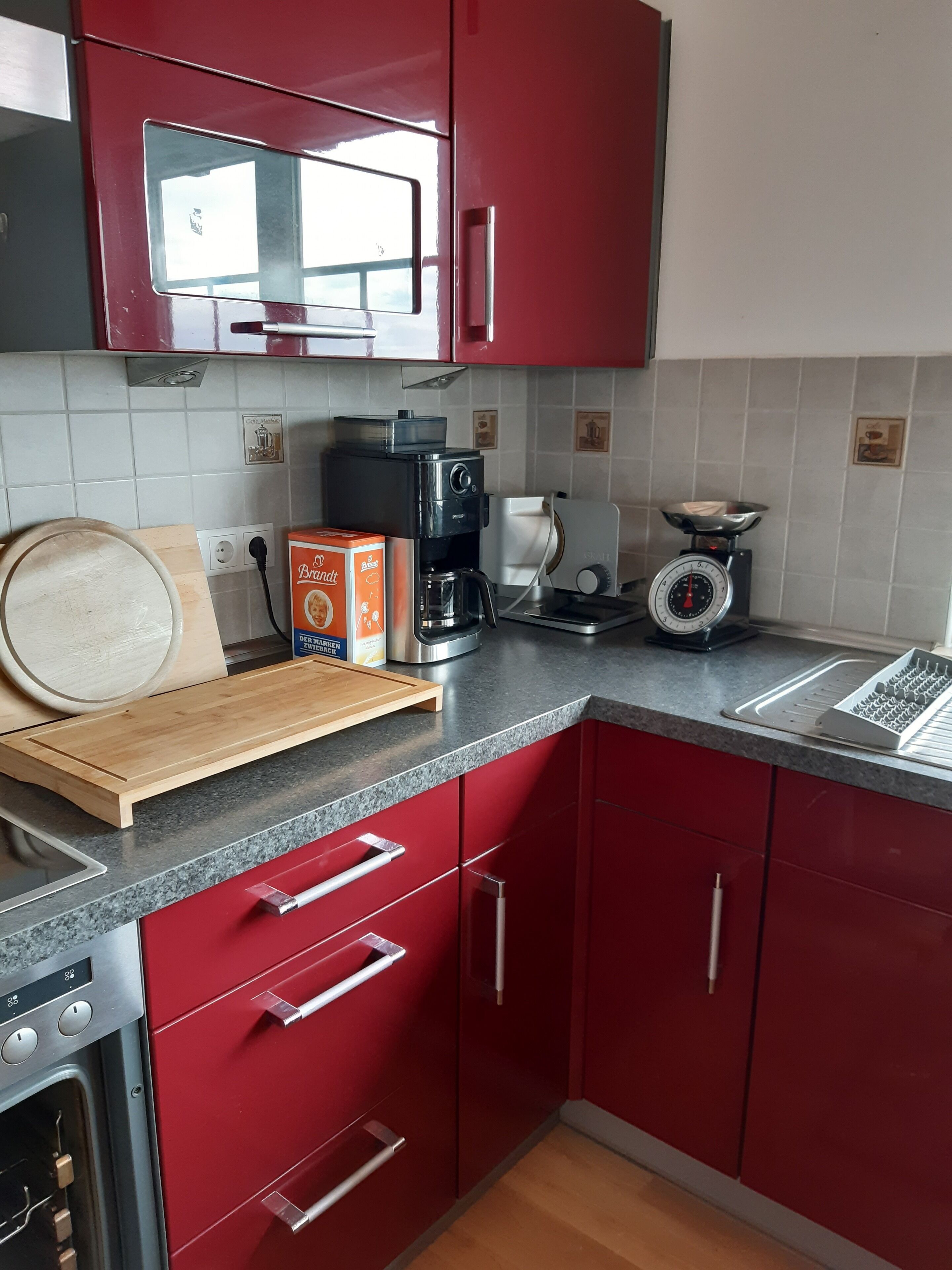 Réfrigérateur, four, plaque de cuisson, lave-vaisselle