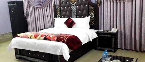 Deluxe Double Room | Free WiFi