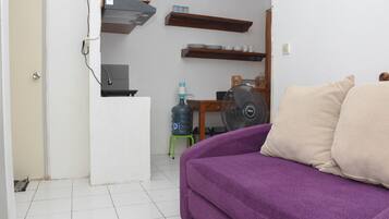 Room | 2 bedrooms, free WiFi, bed sheets