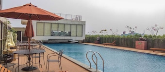 Comfort Studio Room With Bunk Bed At Dave Apartment