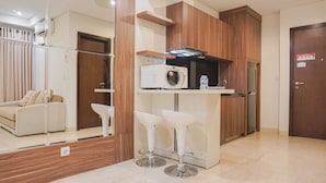 Room | 1 bedroom, free WiFi, bed sheets - Fancy And Spacious 1Br Apartment At L'Avenue Pancoran (Jakarta)