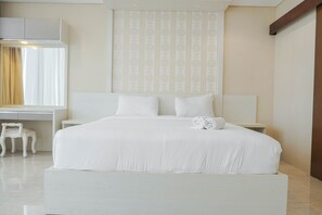 Room | 1 bedroom, free WiFi, bed sheets - Fancy And Spacious 1Br Apartment At L'Avenue Pancoran (Jakarta)