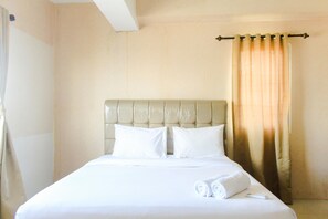 Room | 2 bedrooms, free WiFi, bed sheets