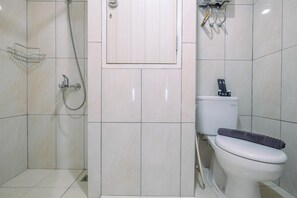 Zimmer | Badezimmer | Dusche, Handtücher