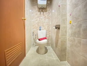 Room | Bathroom | Shower, towels