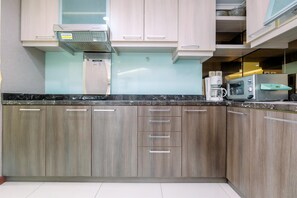 Private kitchen - Spacious For 2Br Apartment At Sudirman Tower Condominium (Jakarta)