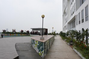 Exterior - Comfort Studio At Patraland Urbano Apartment (Bekasi)