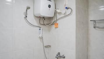 Zimmer | Badezimmer | Dusche, Handtücher