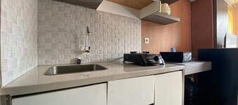 Comfortable And Simply Modern 2Br Apartment At The Jarrdin Cihampelas