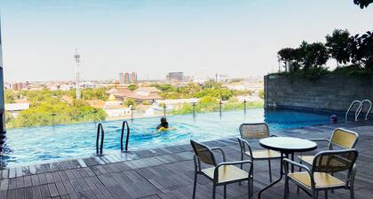 Exquisite Studio Apartment At Tamansari Papilio